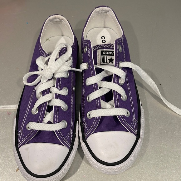 COPY - Kids Converse Purple - Picture 1 of 2